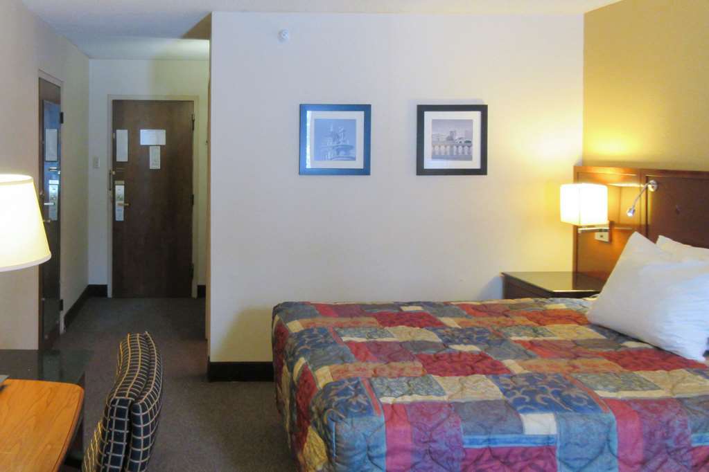 Econo Lodge Brainerd Room photo